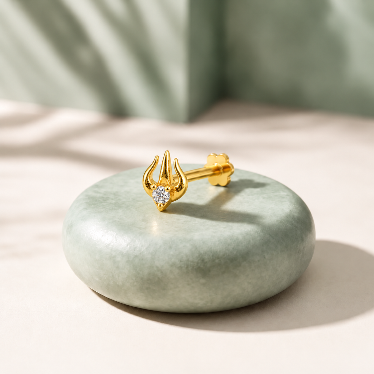 Gold Trishul Single-Stone Nosepin