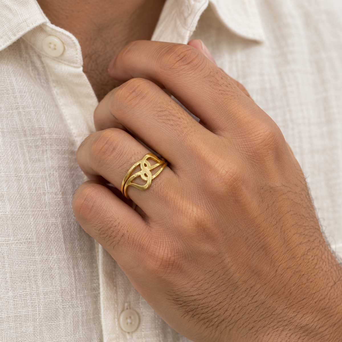 9K Gold Loop Ring Size 16