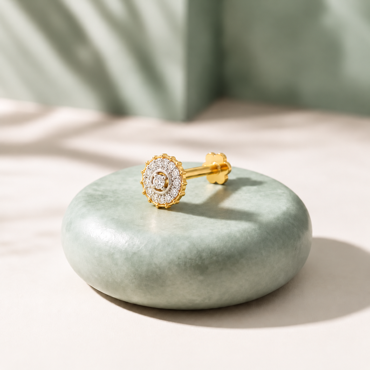 Gold Round Halo White Stone Nosepin