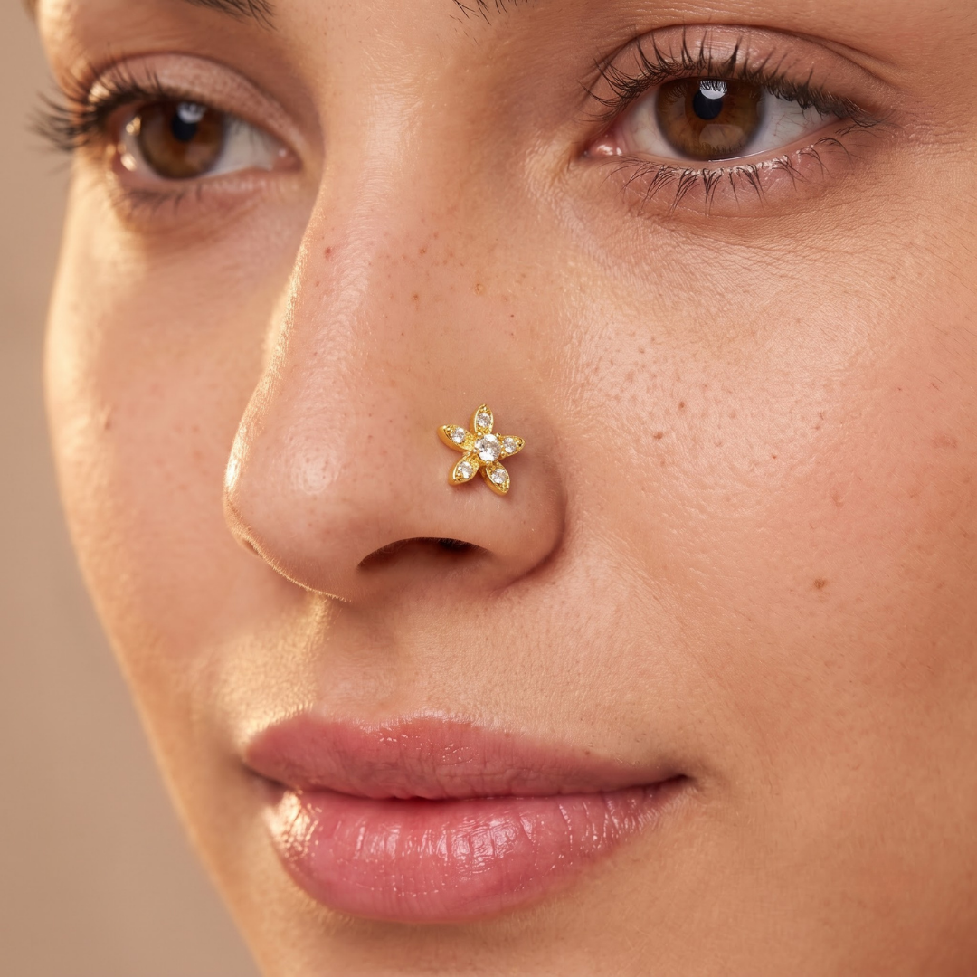 Starlight Petal Gold-Plated Silver Nose Pin