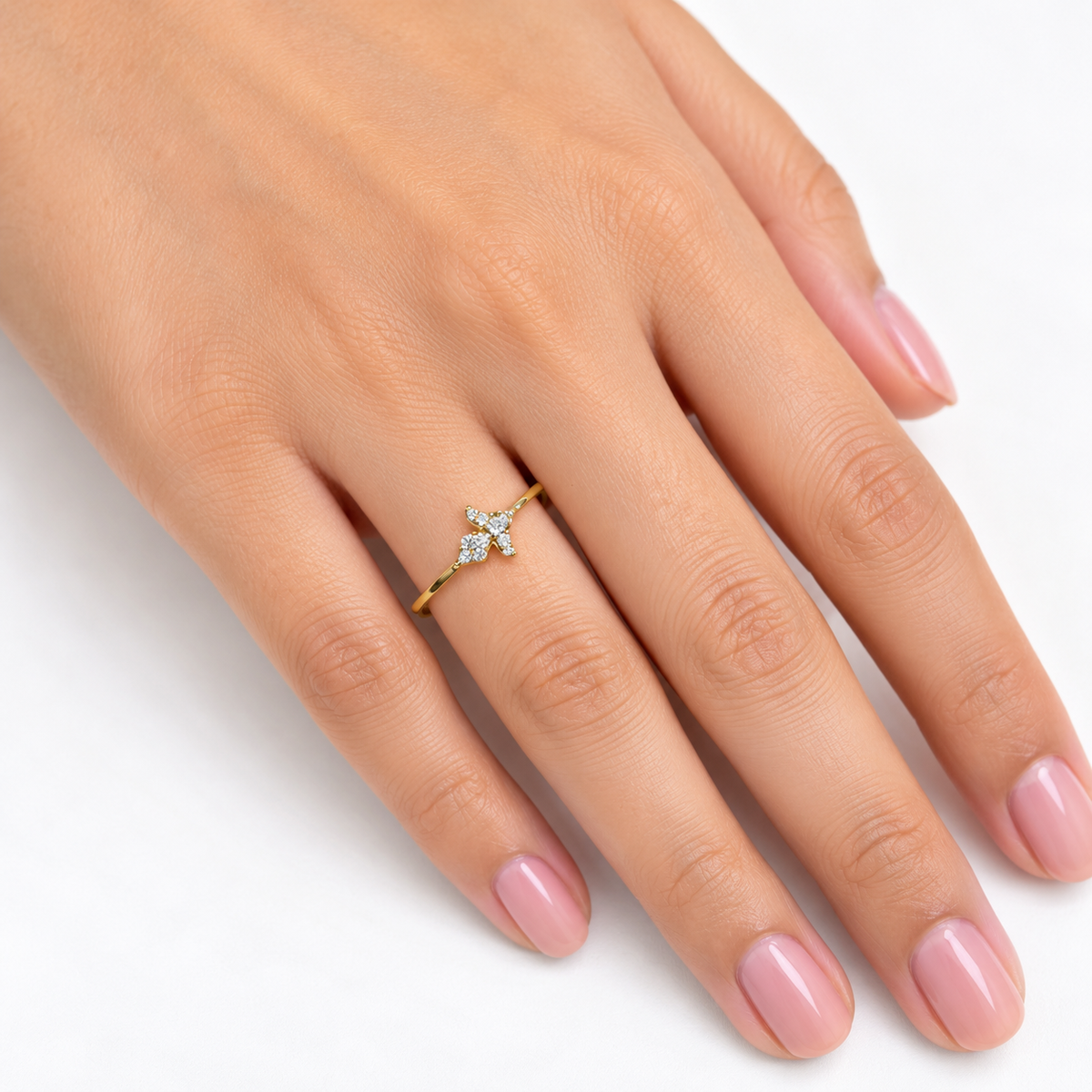 18K Gold Elegant Butterfly White Stone Ring