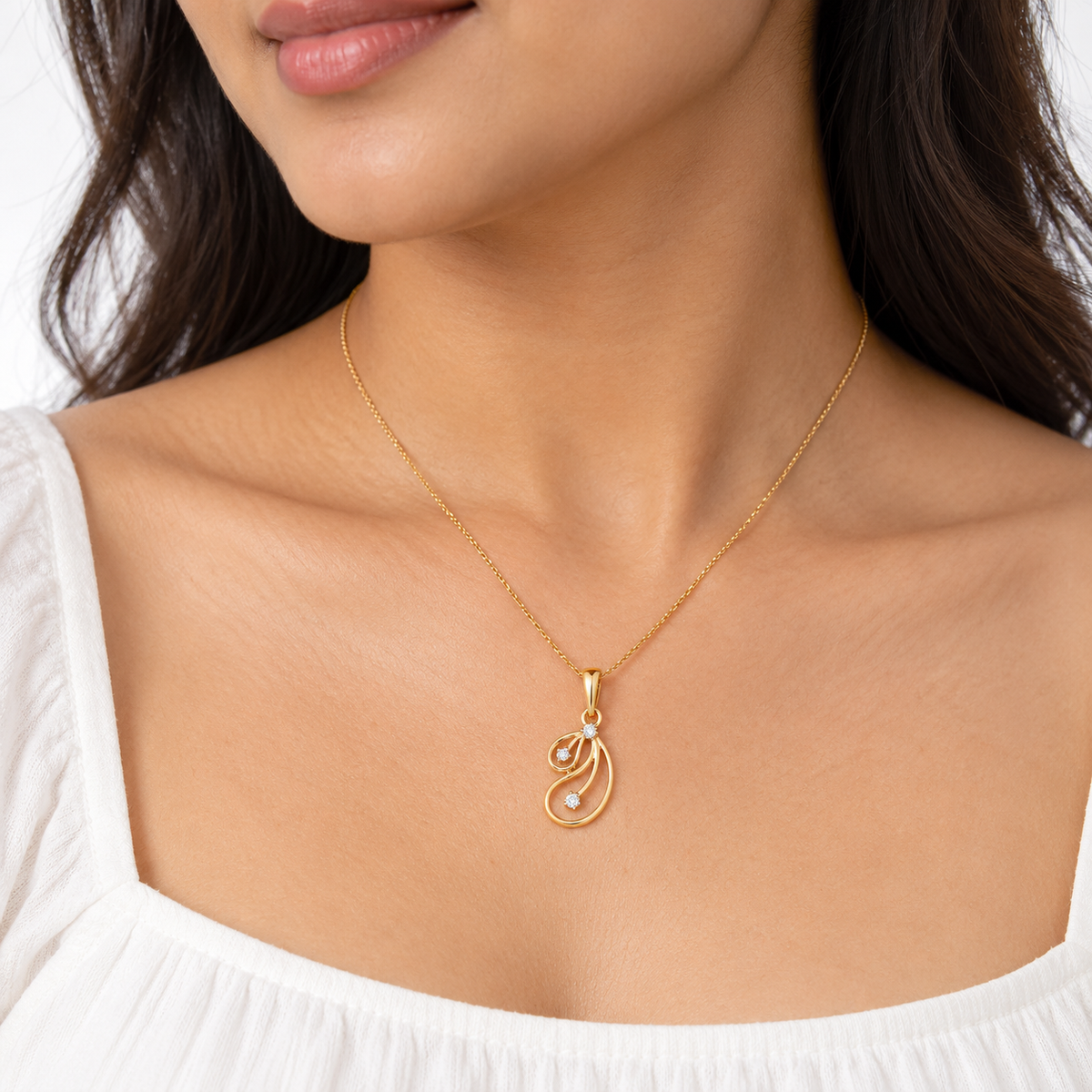 Swirl Three Diamond Gold Pendant