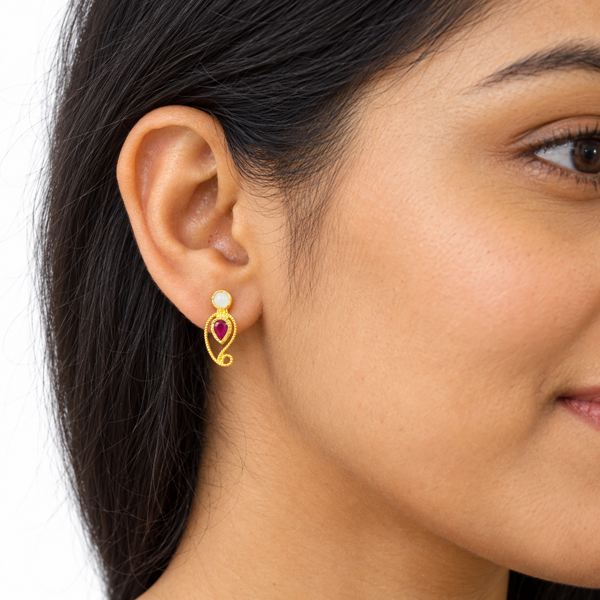 Magenta Golden Silver Earrings