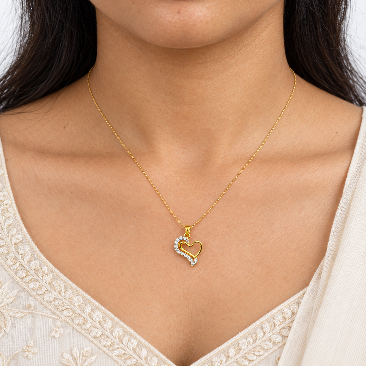 9K Gold Sparkling Heart Pendant
