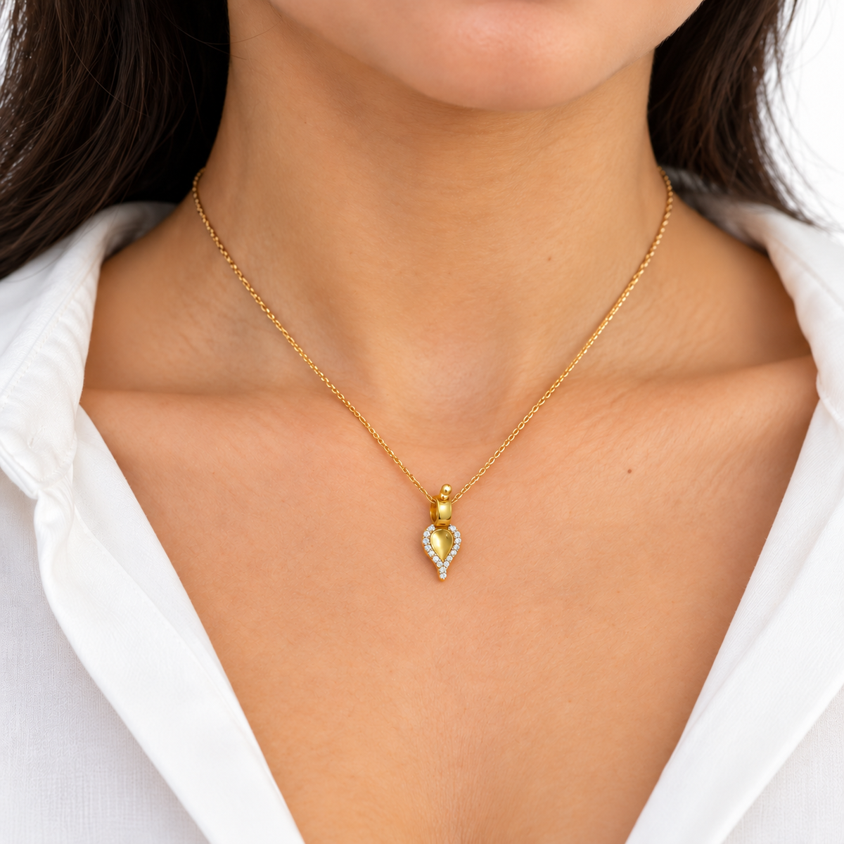 9K Gold Sparkling Stone Thali Pendant