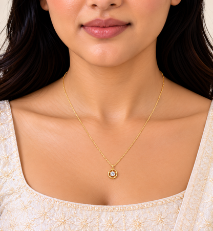 18K Gold Circular White Stone Pendant Chain – 18 Inch