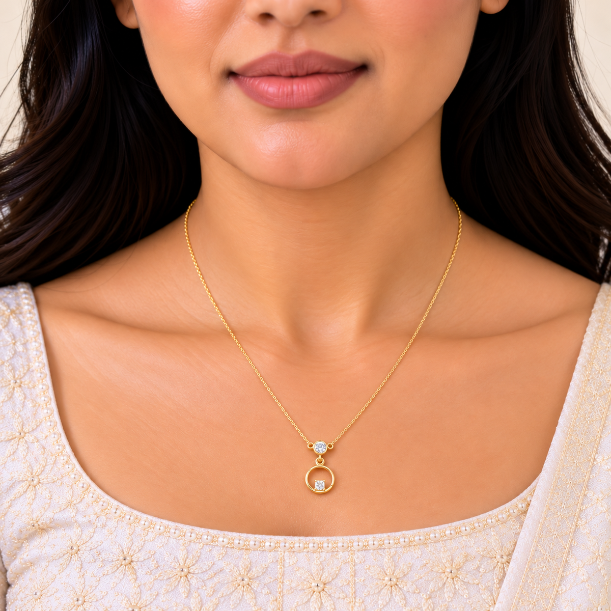 18K Gold Circle Drop White Stone Pendant Chain – 18 Inch