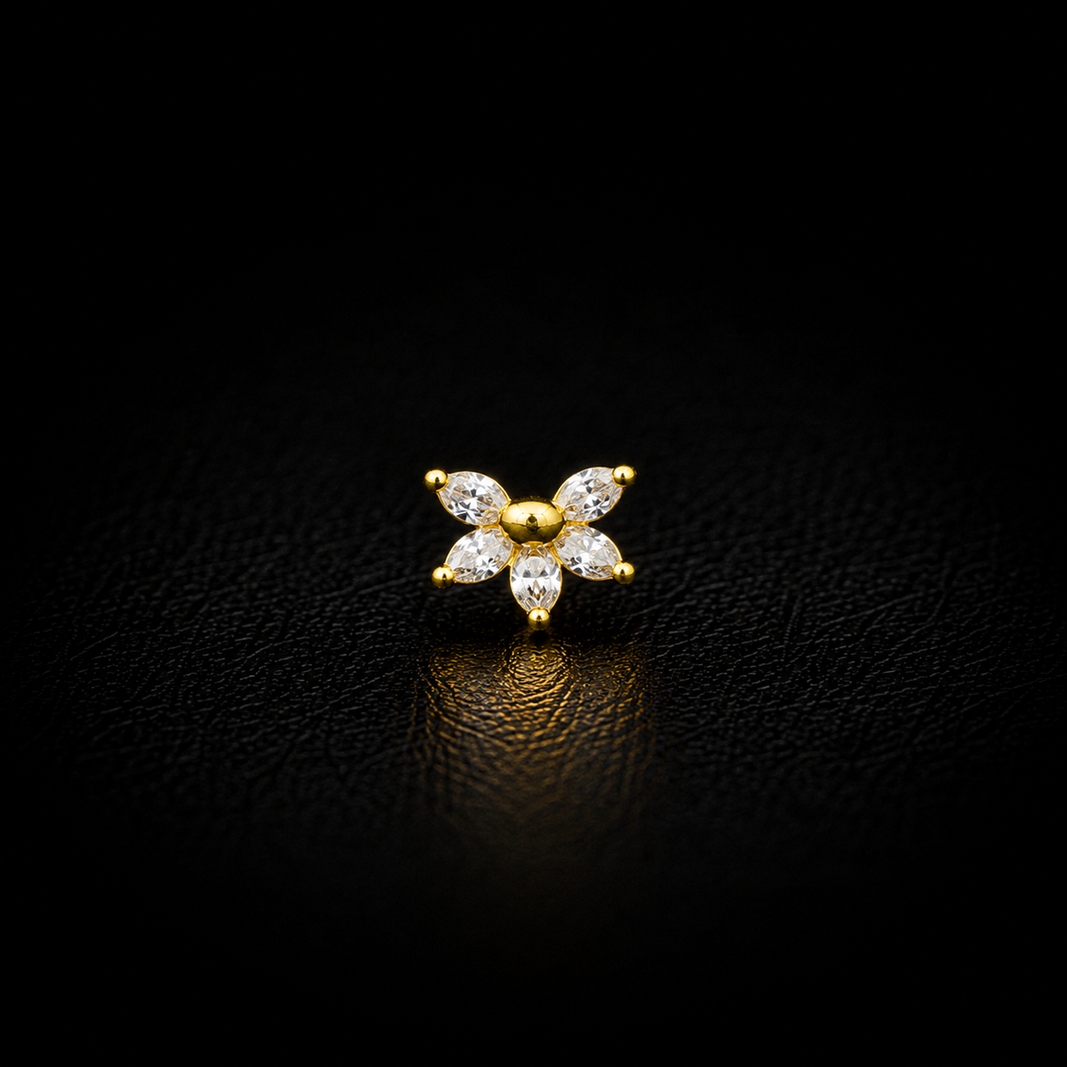 Petal bloom golden nosepin