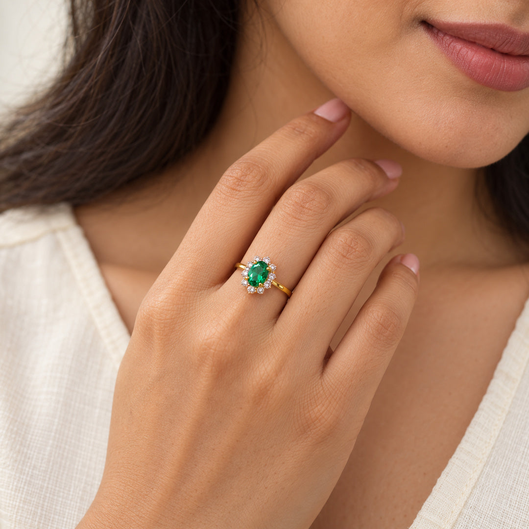 9K Gold Halo Ring Size 11