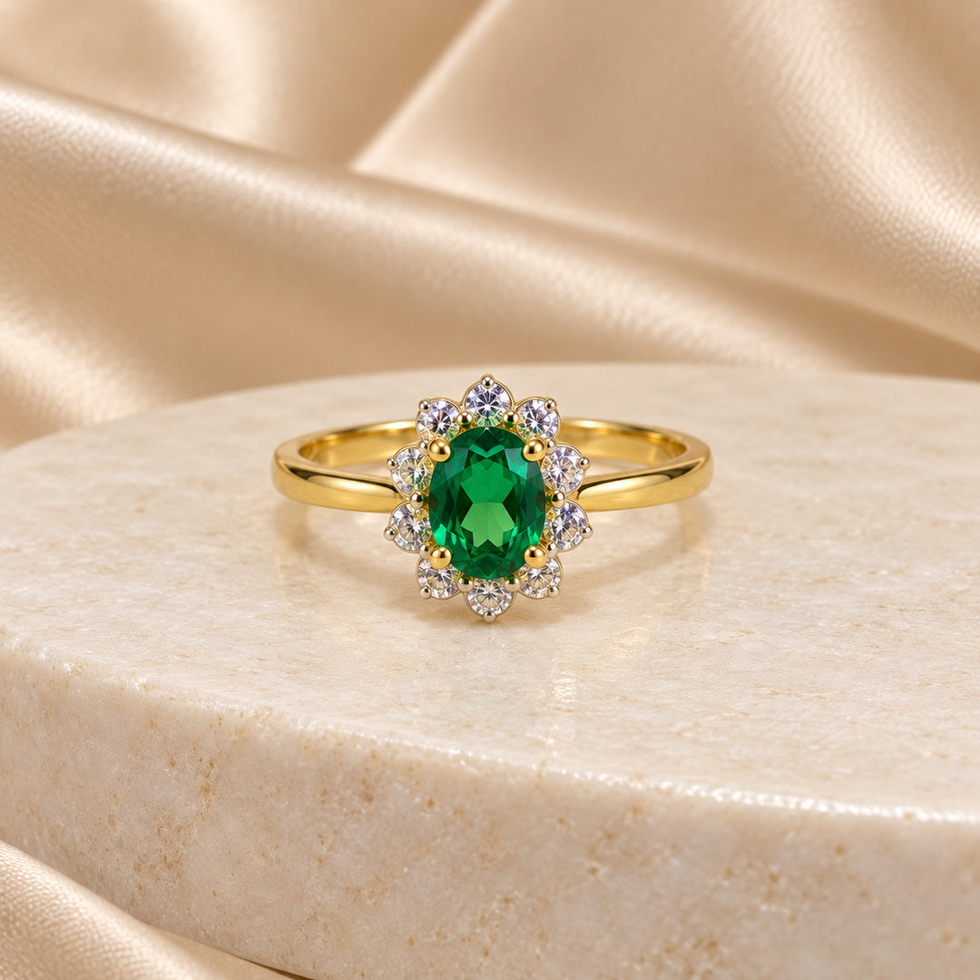 9K Gold Halo Ring Size 11