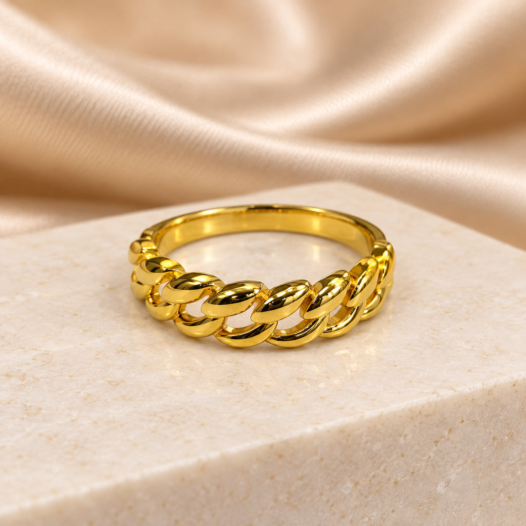 9K Gold Curb Link Ring Size 16