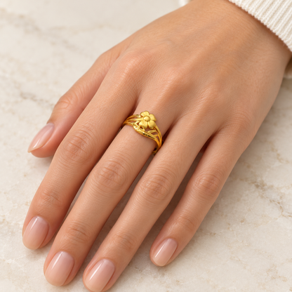 9K Gold Blossom Ring Size 16