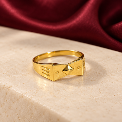 9K Gold Bold Motif Ring Size 20