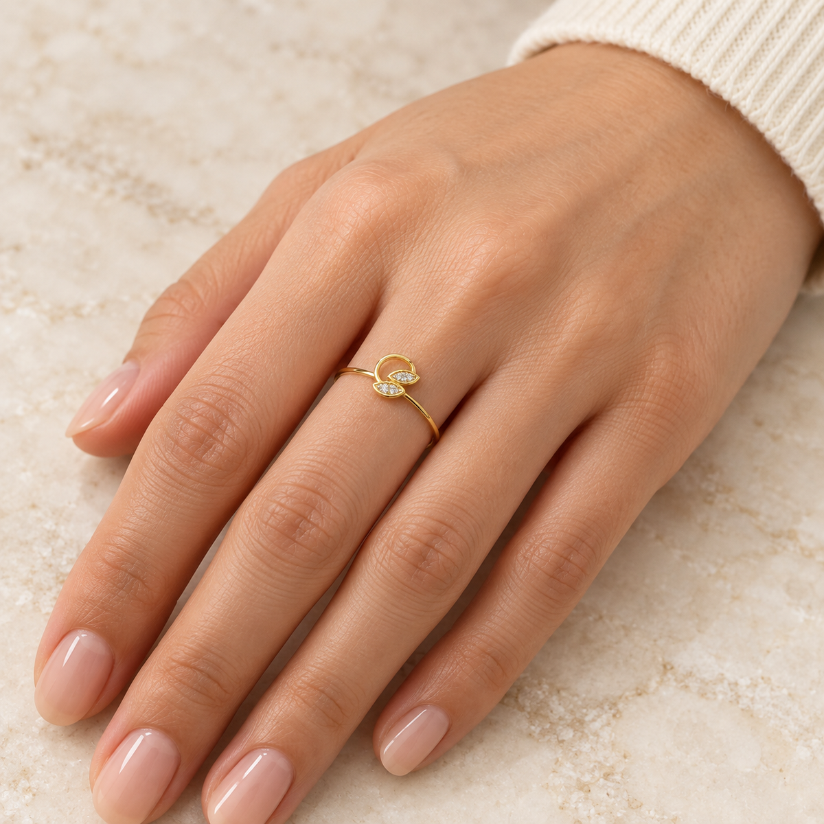 9K Gold Loop Ring Size 12