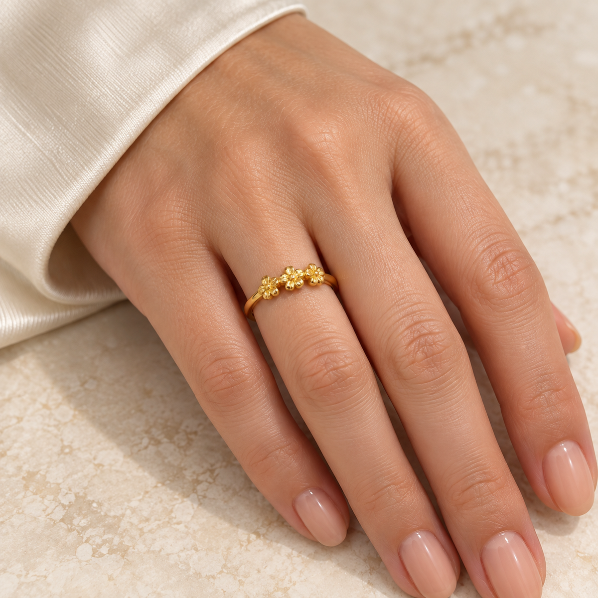 9K Gold Triple Bloom Ring Size 15