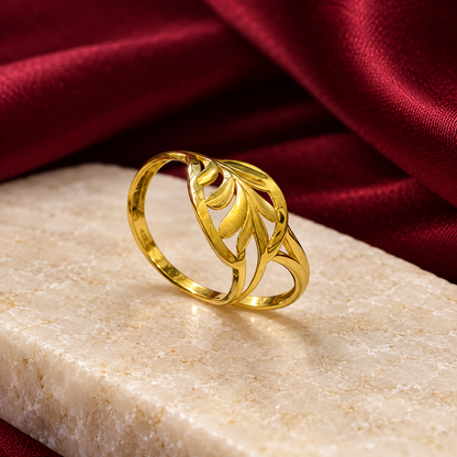 9K Gold Leaf Vine Ring Size 18