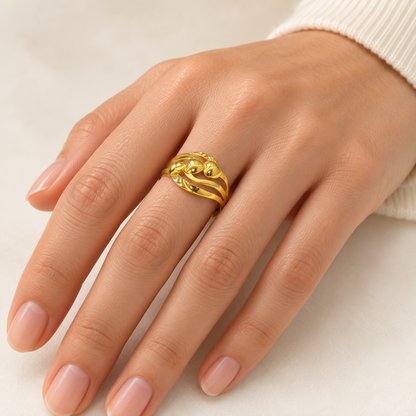 9K Gold Heart Wave Ring Size 17