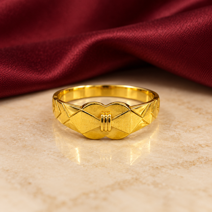 9K Gold Design Ring Size 21