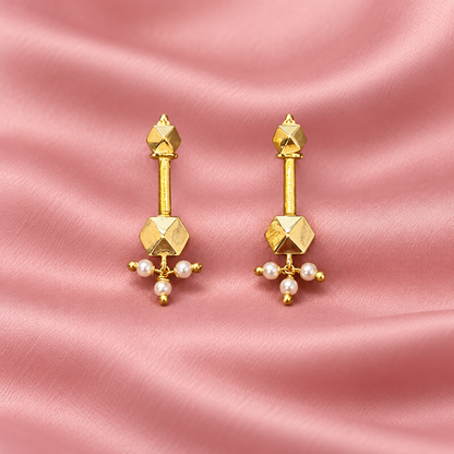 Geometric Pearl Drop Golden Bugadi