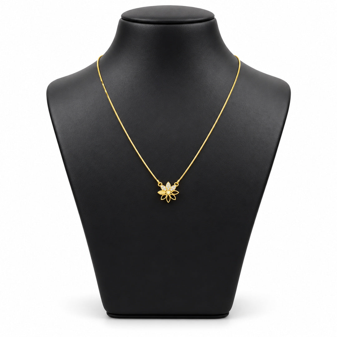 Floral Bloom Diamond Gold Necklace