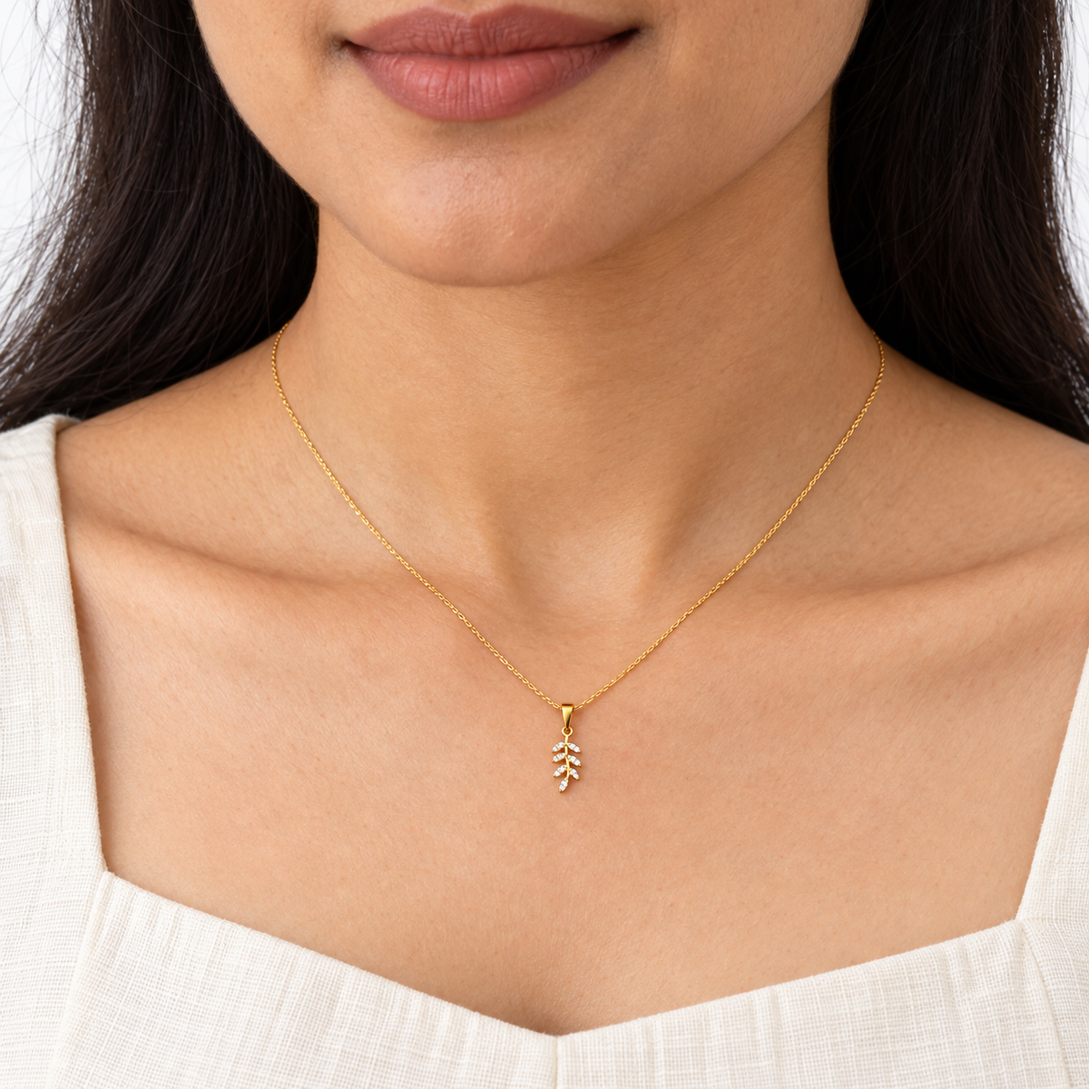 9K Gold Seven-Leaf Vine Pendant