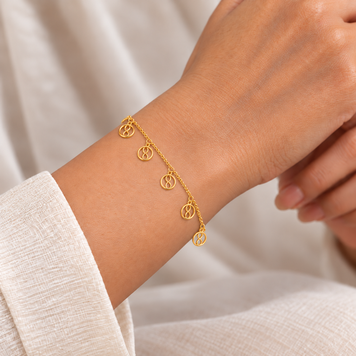 18K Golden Eternity Infinity Charm Bracelet 0.600Gram