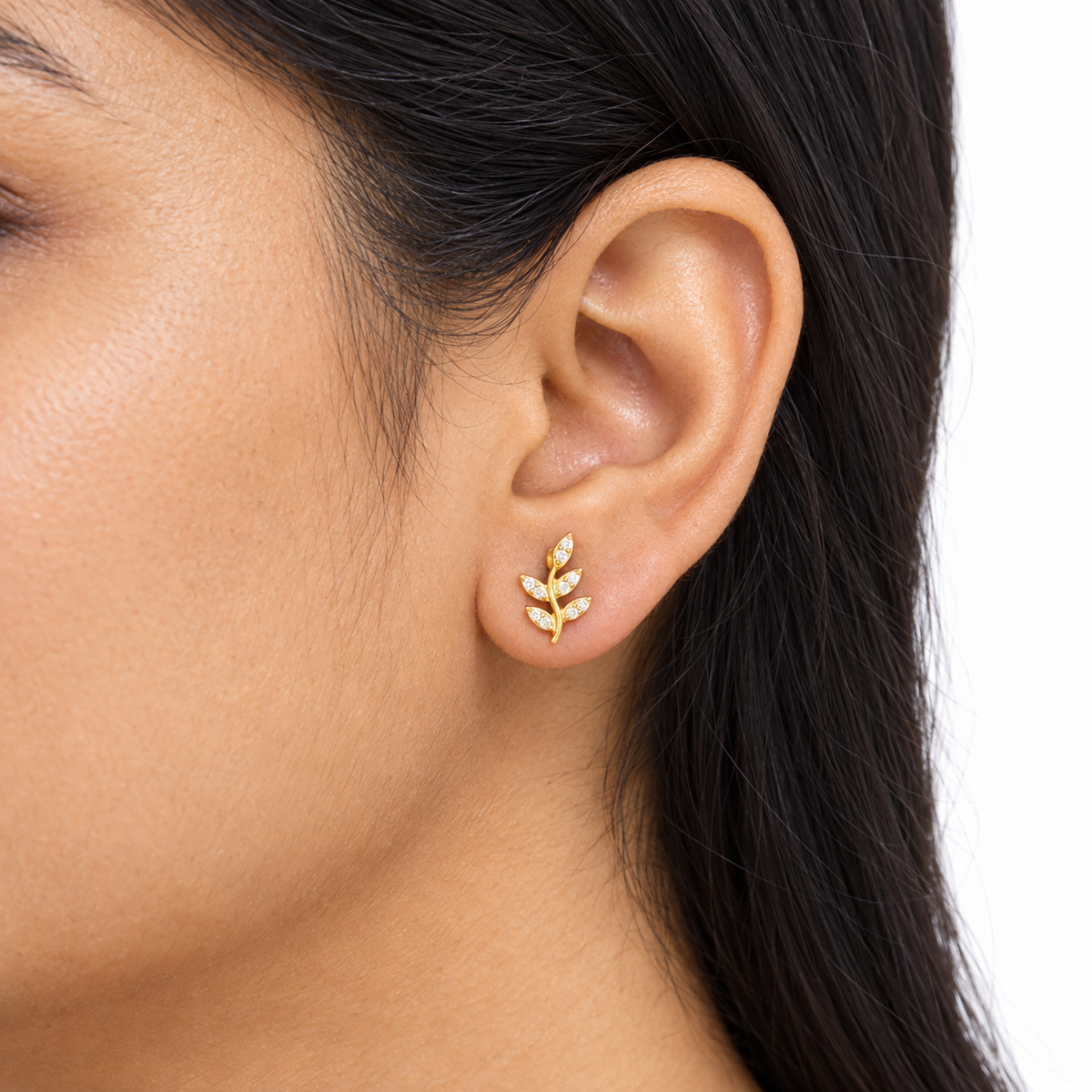 9K Gold Five-Leaf Vine Studs