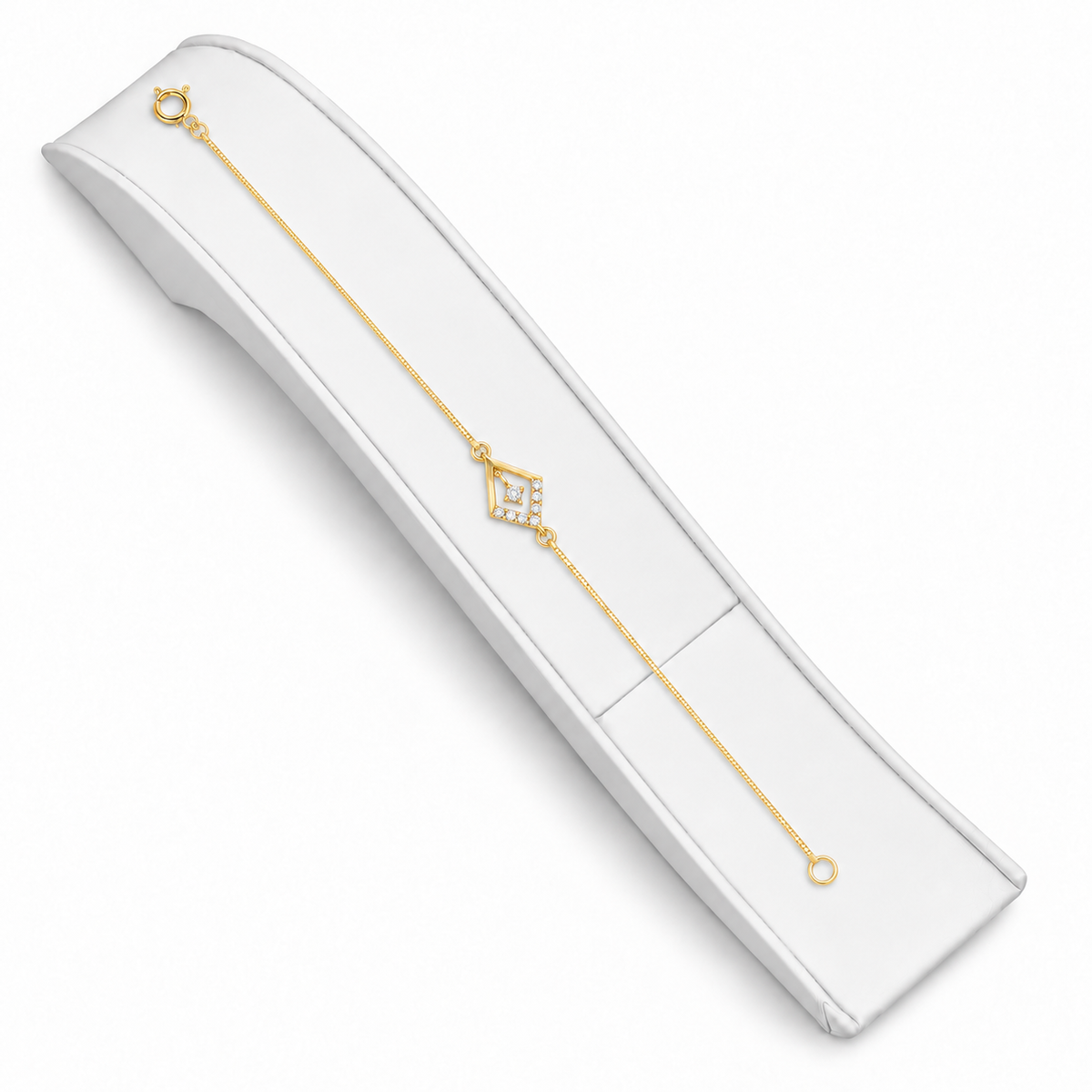 18K Golden Sparkle Diamond-Shaped Bracelet 0.900Gram