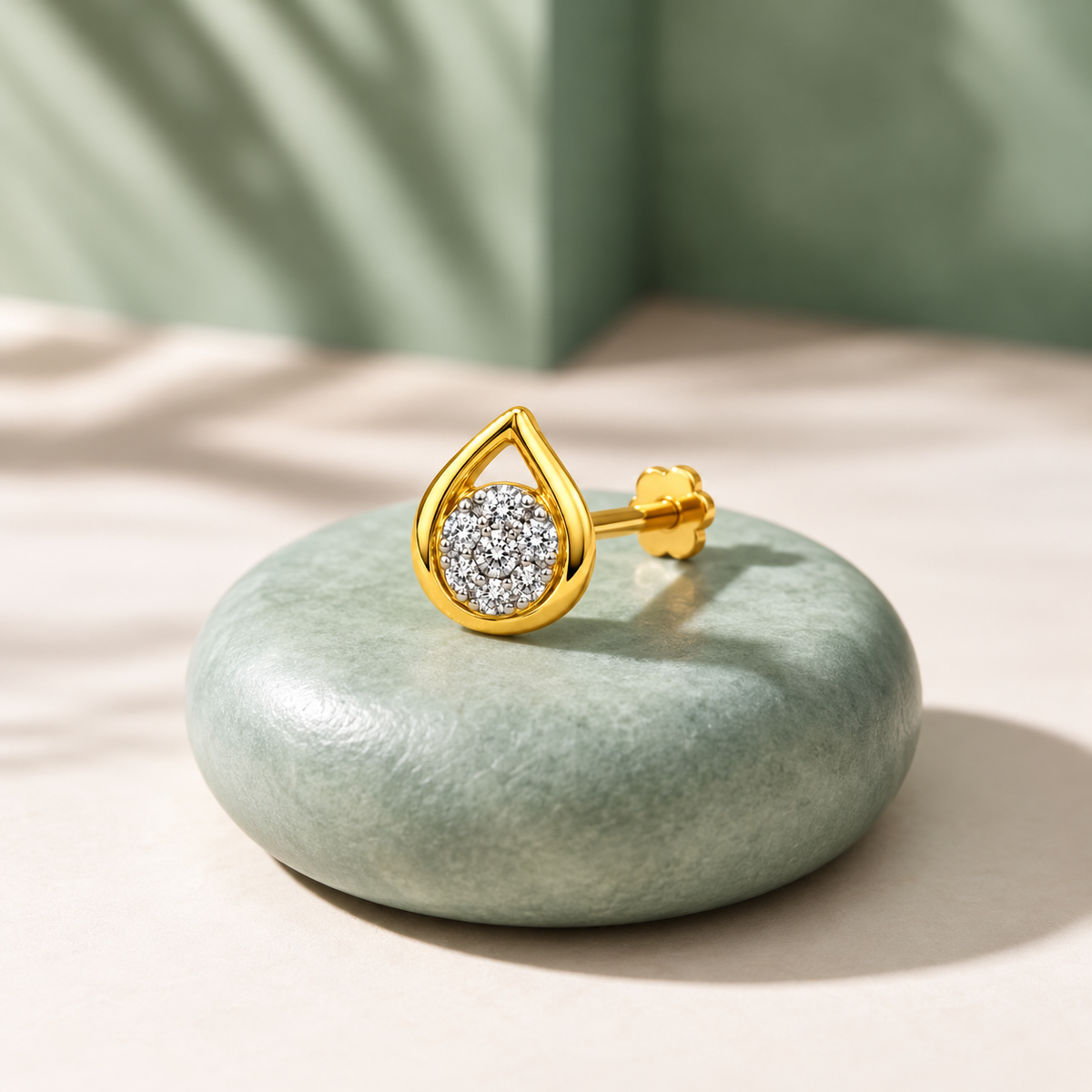 Golden Teardrop White Stone Cluster Nosepin