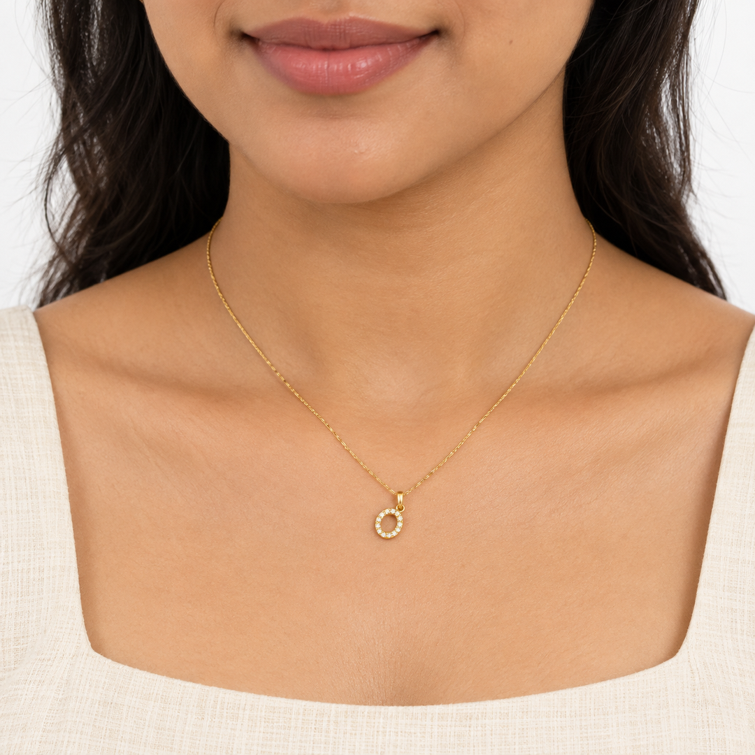 9K Gold Sparkling Oval Pendant
