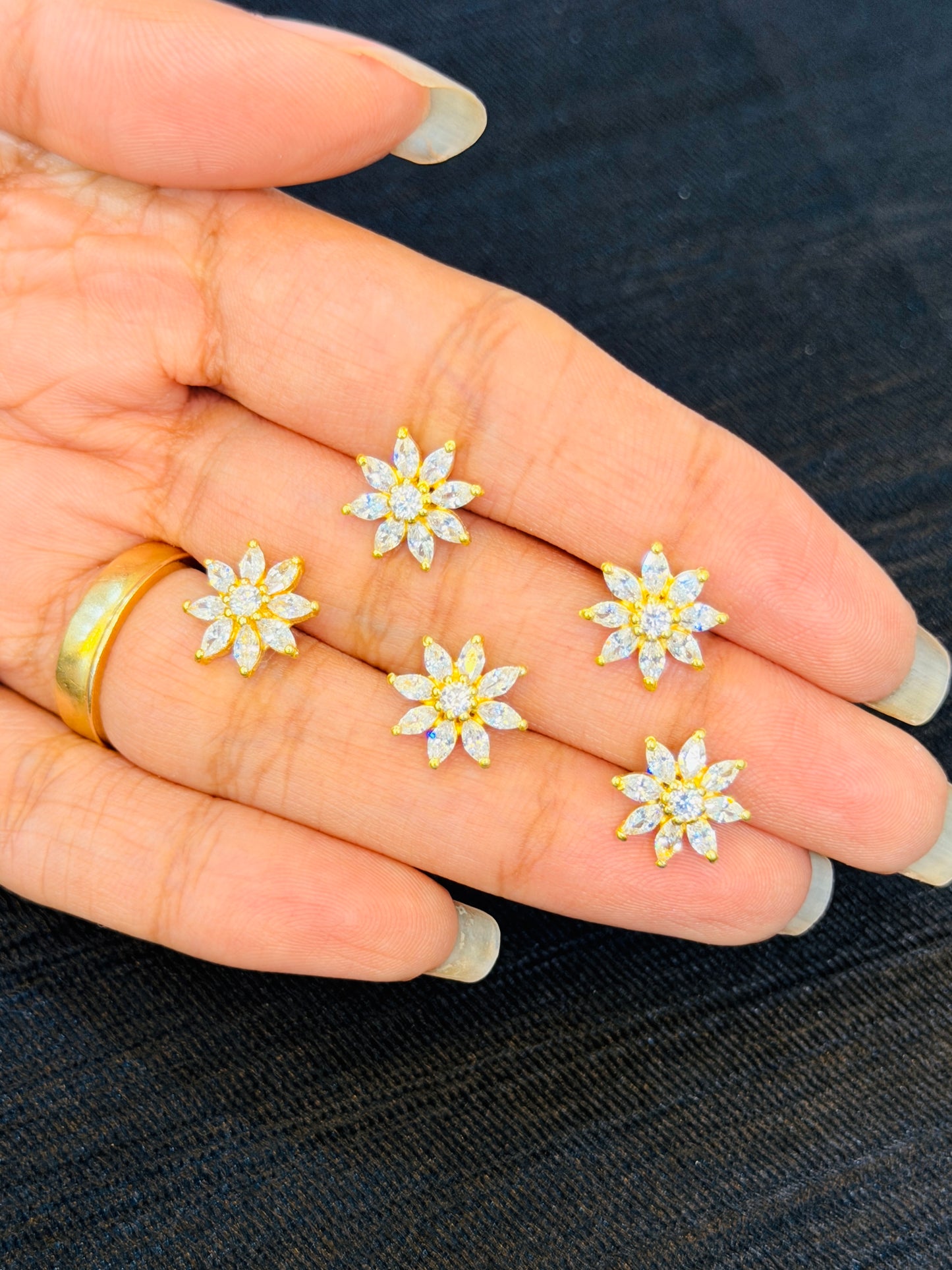 Floral Spark Gold-Plated 925 Sterling Silver Nose Pin