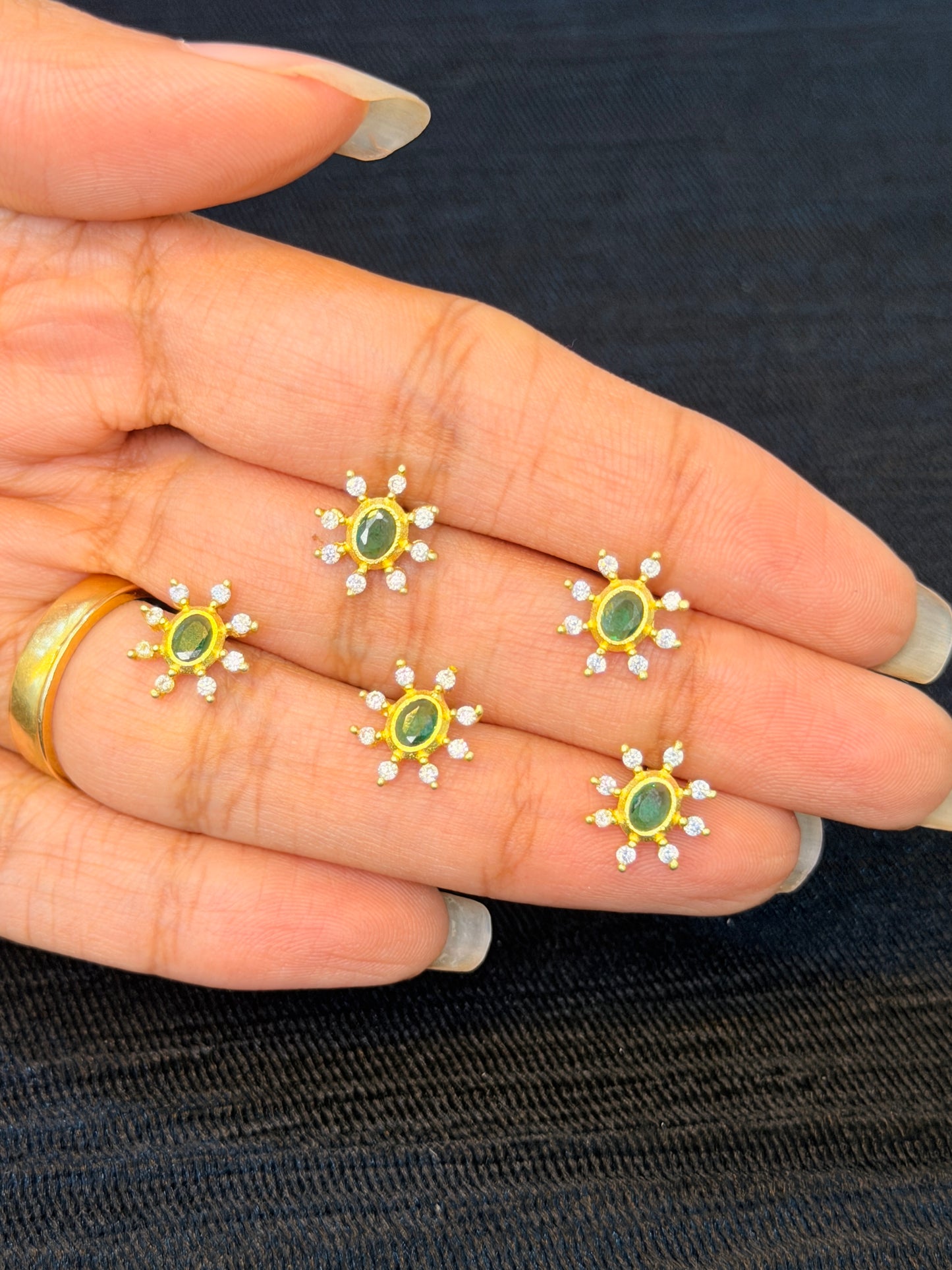 Gold Plated 92.5 Sterling Silver Green Stone Sunburst Nose Pin