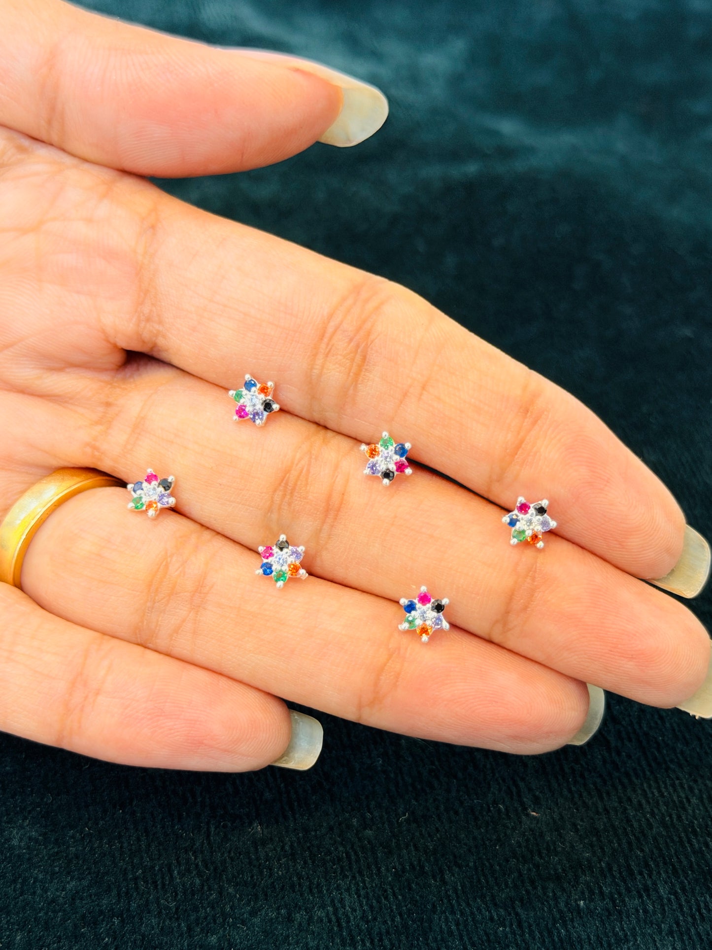 92.5 Sterling Silver Multicolor Flower Nose Pin